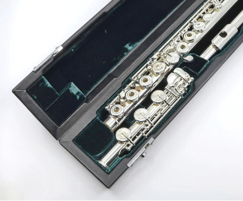 Azumi AZ3SRBEO Best Flute for Professional