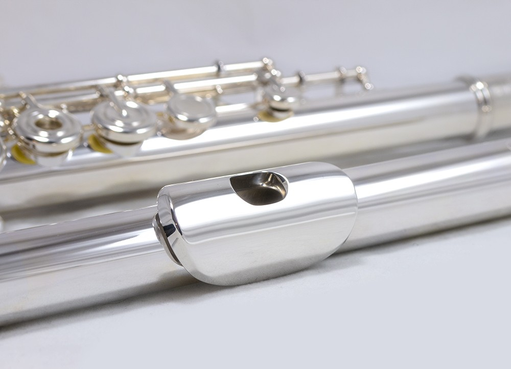 Yamaha YFL-677 professional flute