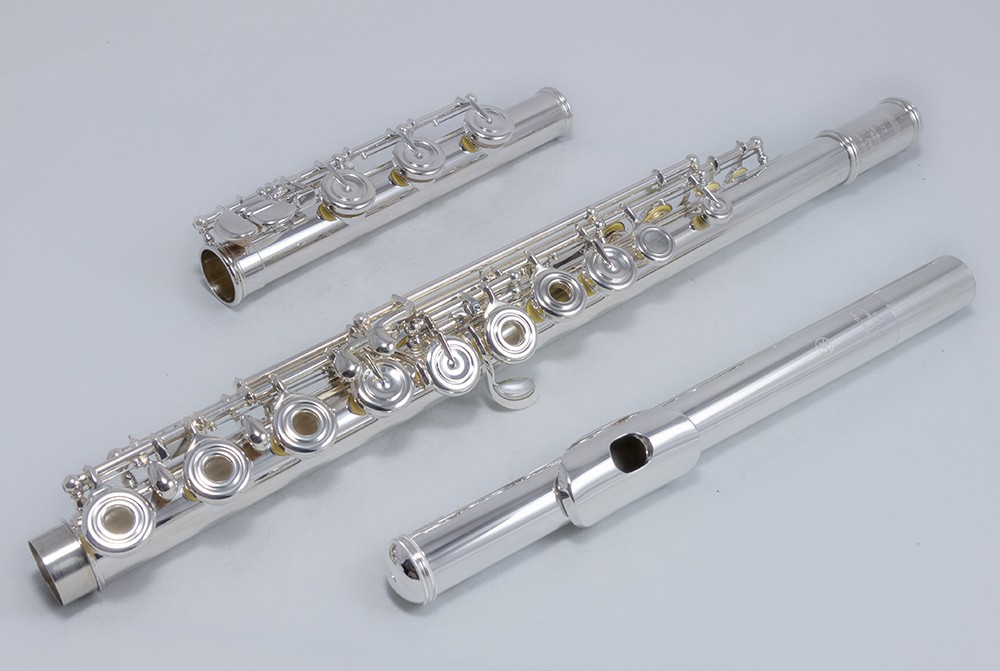 Yamaha YFL-677 professional flute